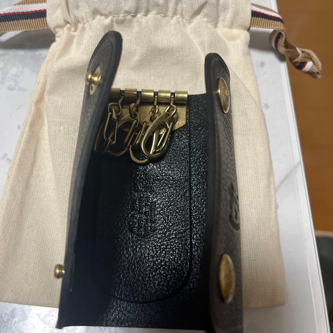 イルビゾンテ　キーケース　新品未使用　ILBISONTE