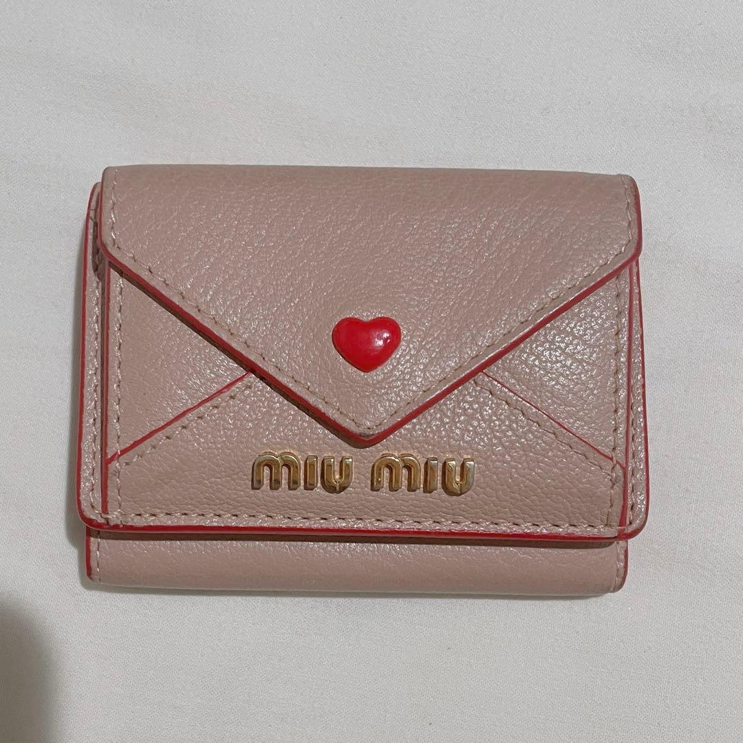 MIU MIU 三つ折り財布 マドラスラブ