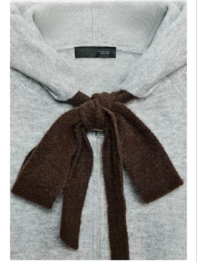 完売品⭐︎ZARA コントラストドローストリングフーディ M ミディアムグレー