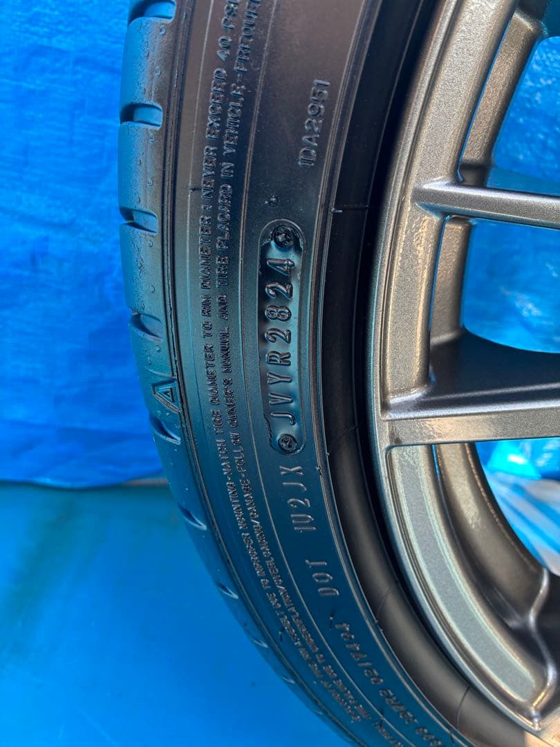 【美品】SUBARU純正 STI DUNLOP 1本　山5.9mm以上