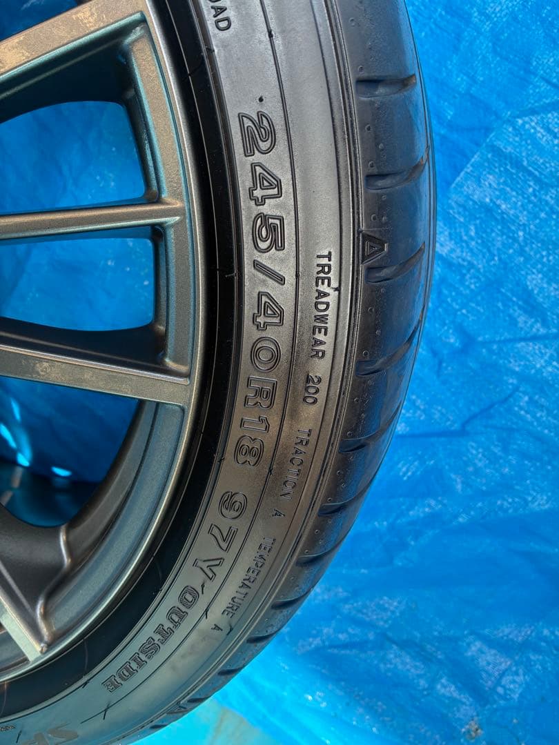 【美品】SUBARU純正 STI DUNLOP 1本　山5.9mm以上