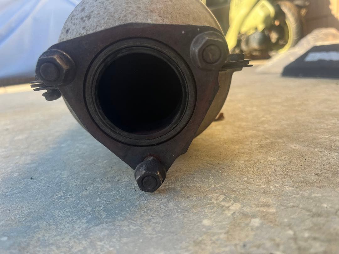 ホンダステップワゴン　RG RG3純正触媒