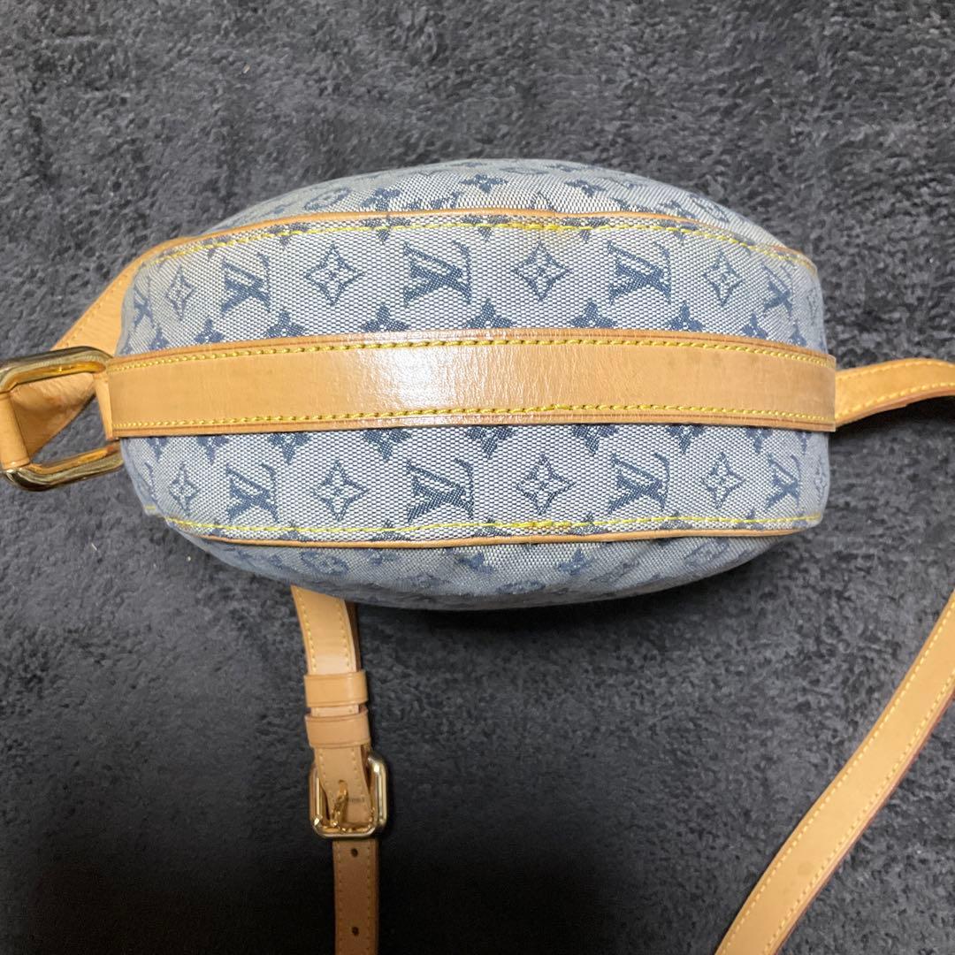 Louis Vuitton 円形ショルダーバッグ