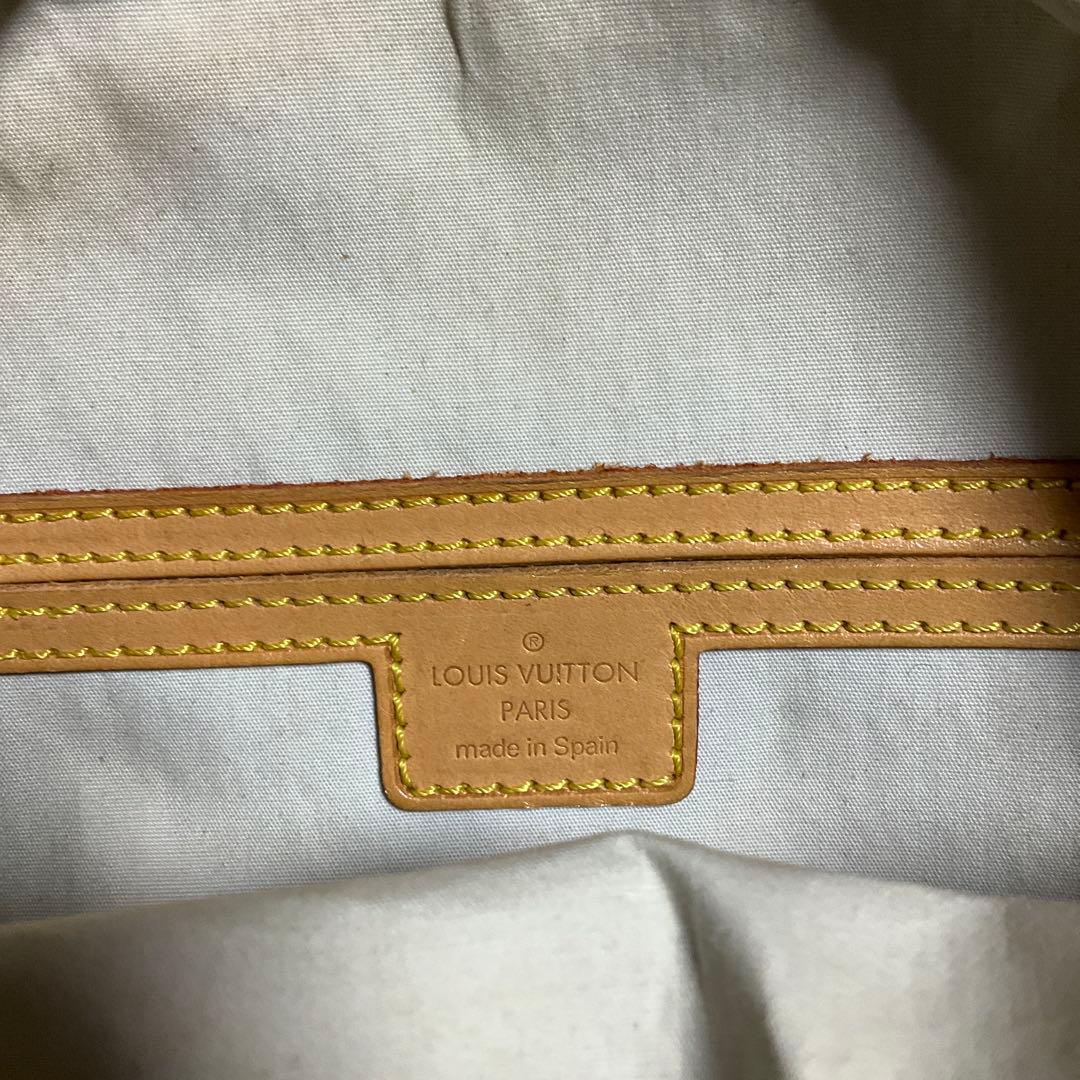 Louis Vuitton 円形ショルダーバッグ