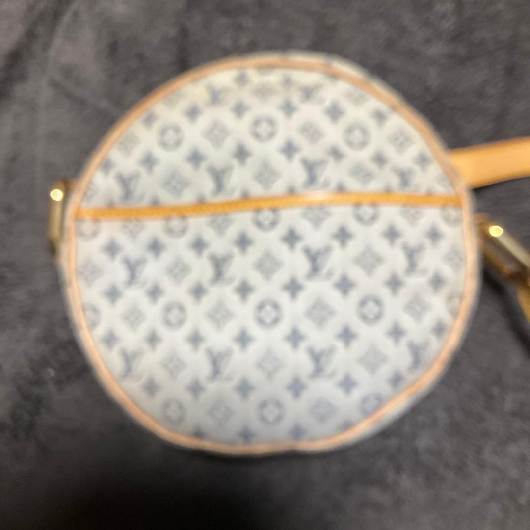 Louis Vuitton 円形ショルダーバッグ
