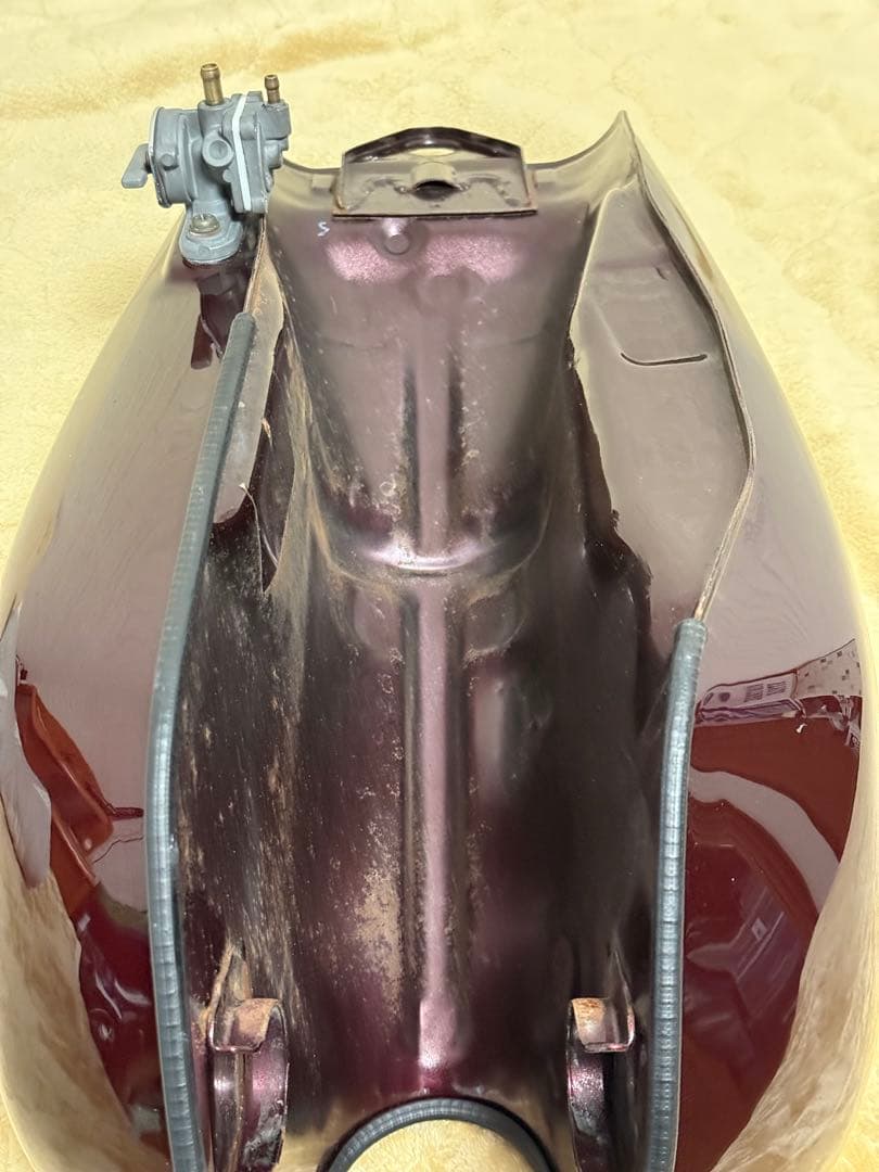 SR400 純正タンク RH01J ベリーダークレッドメタリック2