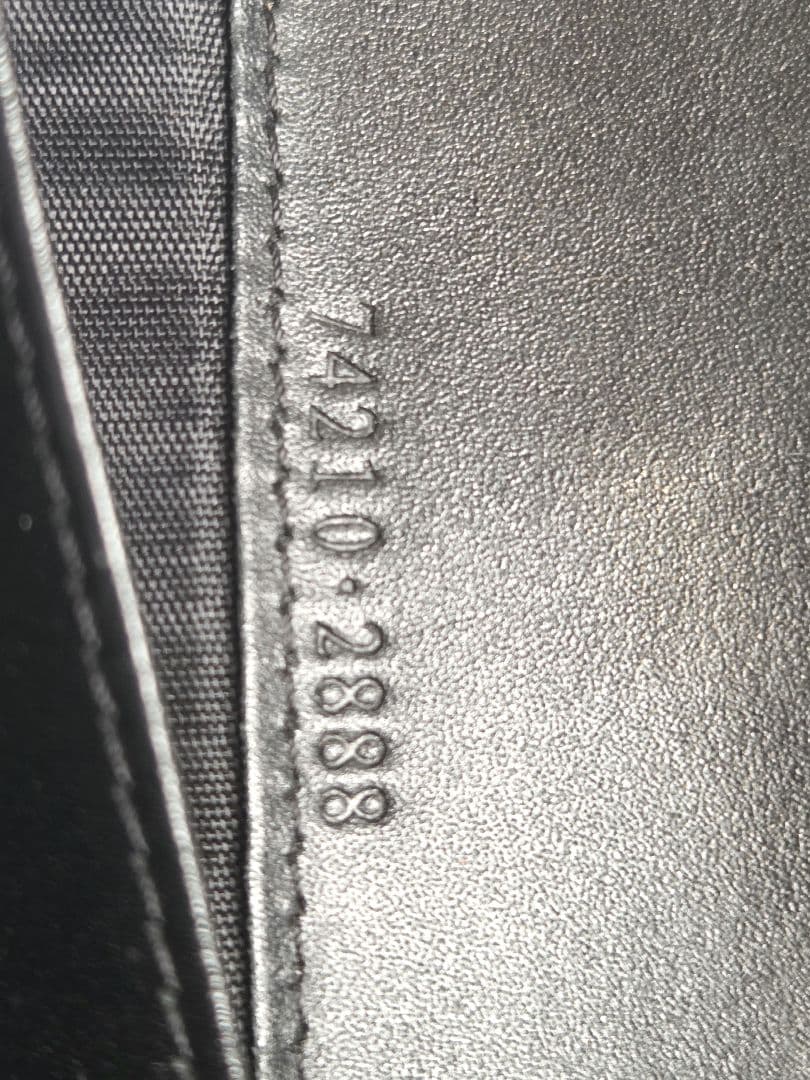 【美品】GUCCI　長財布　GGキャンバス　ベルト　プレート