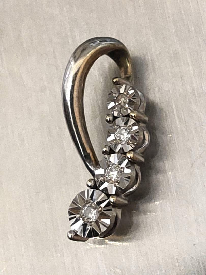 ジュエリーツツミ k10 ペンダントトップ 0,8ｇ