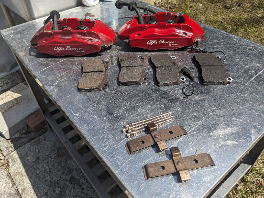 アルファロメオ　ジュリエッタ　ブレンボ　キャリパー ジャンク