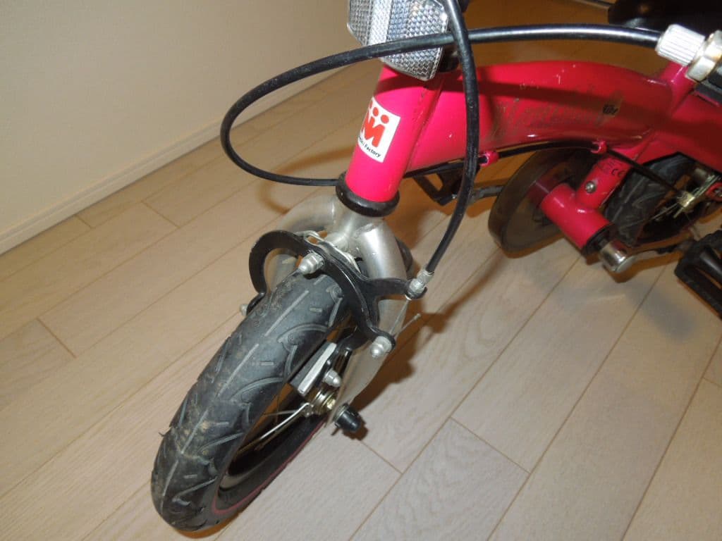 Henshin ピンクバランスバイク