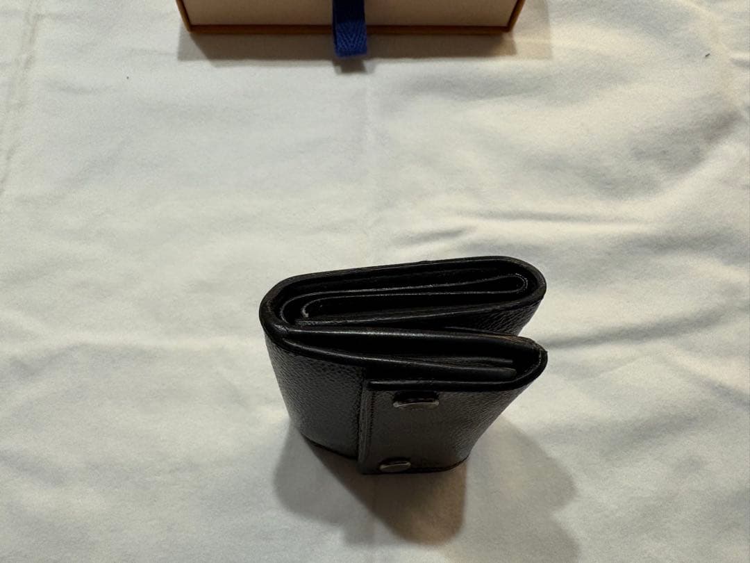 LOUIS VUITTON ブラックレザー 三つ折り財布