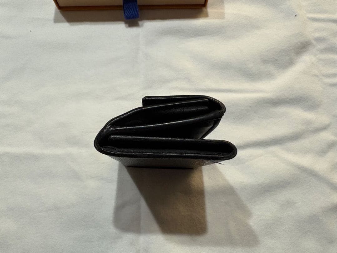 LOUIS VUITTON ブラックレザー 三つ折り財布
