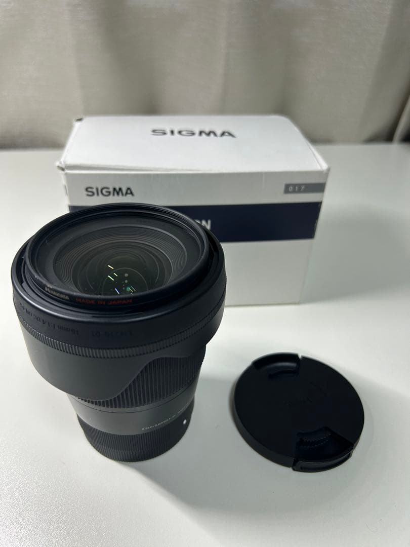 【美品】SIGMA 16mm F1.4 DCDN Contemporary箱キズ