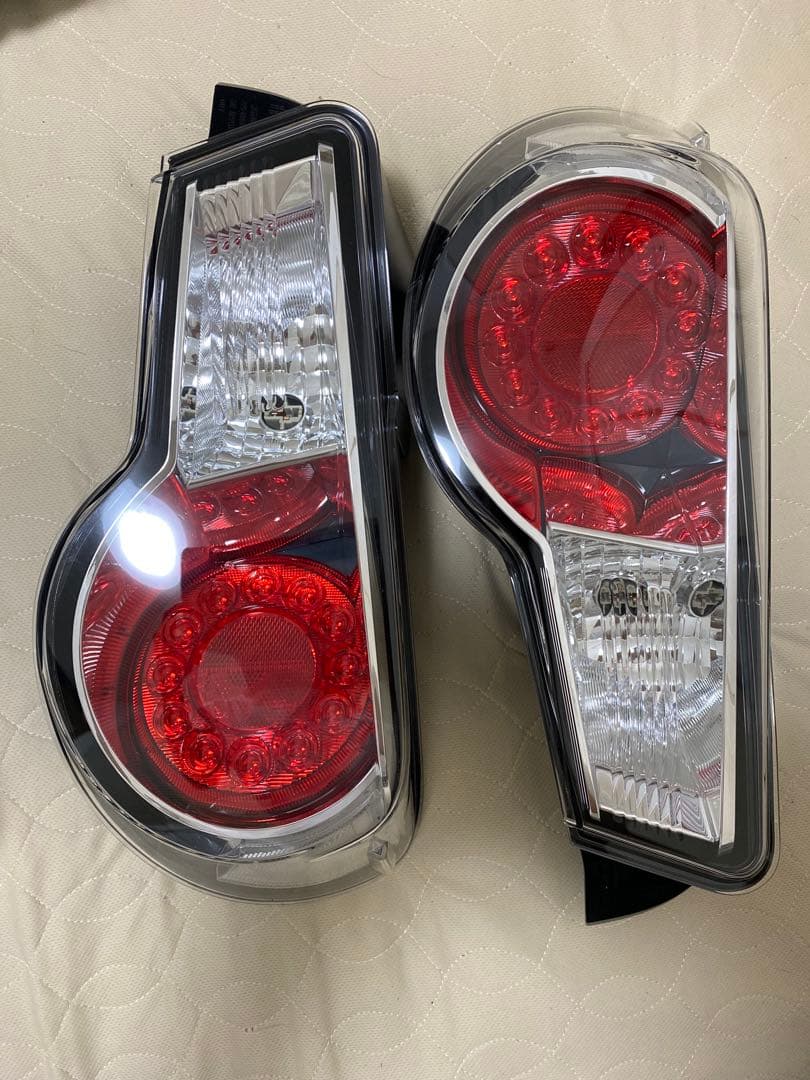 ZN6 前期　テールランプ