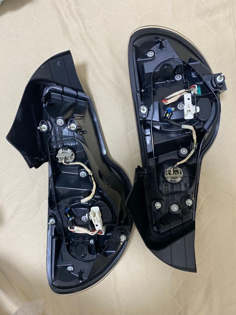 ZN6 前期　テールランプ