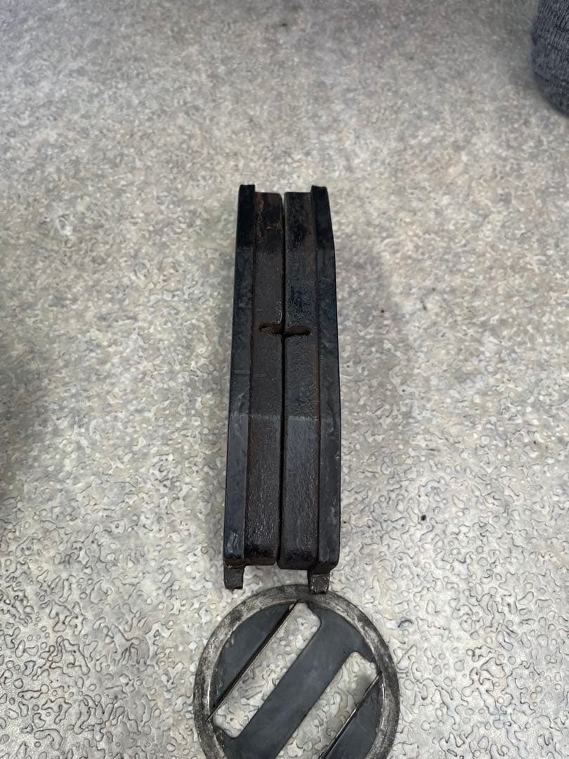 S130 Z用 中古 フロントブレーキキャリパー