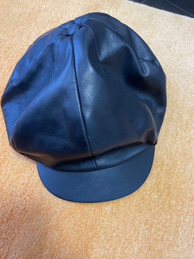 エンダースキーマ　黒 レザー キャスケット 帽子