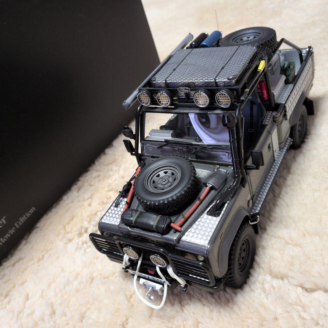 Land Rover Defender Movie Edition ミニカー