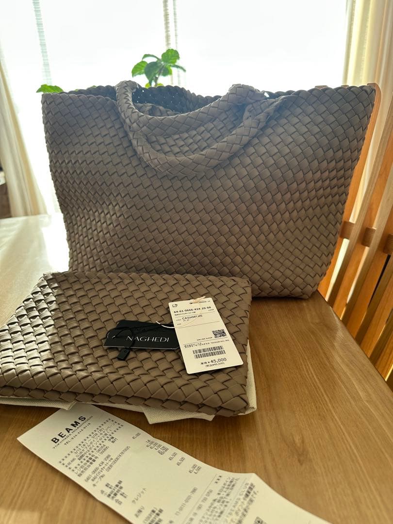 超美品✳︎BEAMSにて購入✳︎ナゲディNAGHEDI トートバッグ✳︎M カシミア