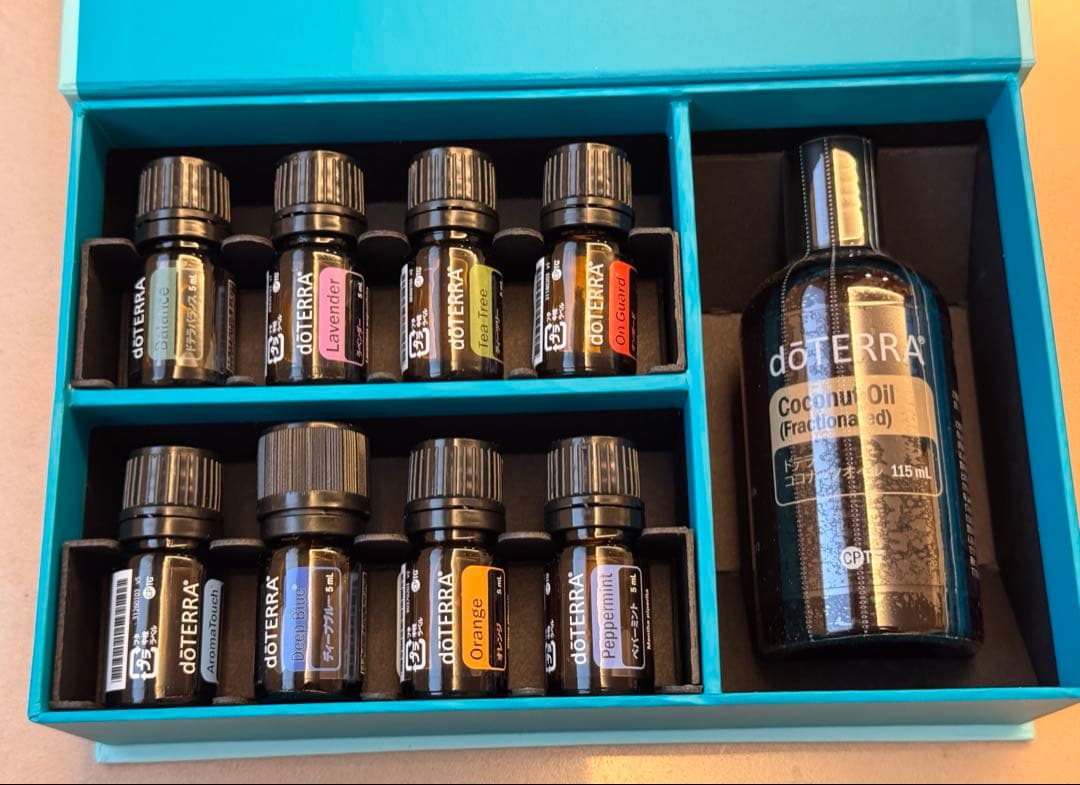 【新品未使用】ドテラ　doTERRA　アロマタッチキット　ココナッツオイルつき