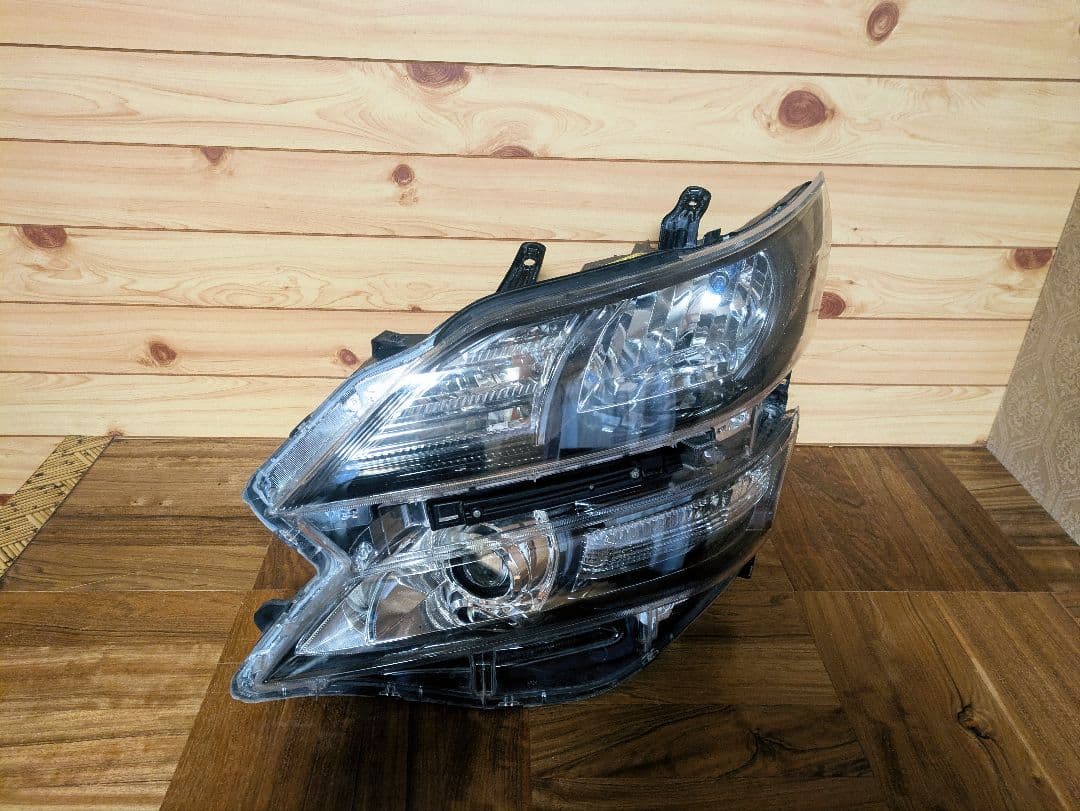 送料無料 20ヴェルファイア 前期 ヘッドライト 左右セット 黄ばみ無し