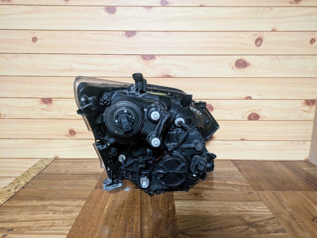 送料無料 20ヴェルファイア 前期 ヘッドライト 左右セット 黄ばみ無し