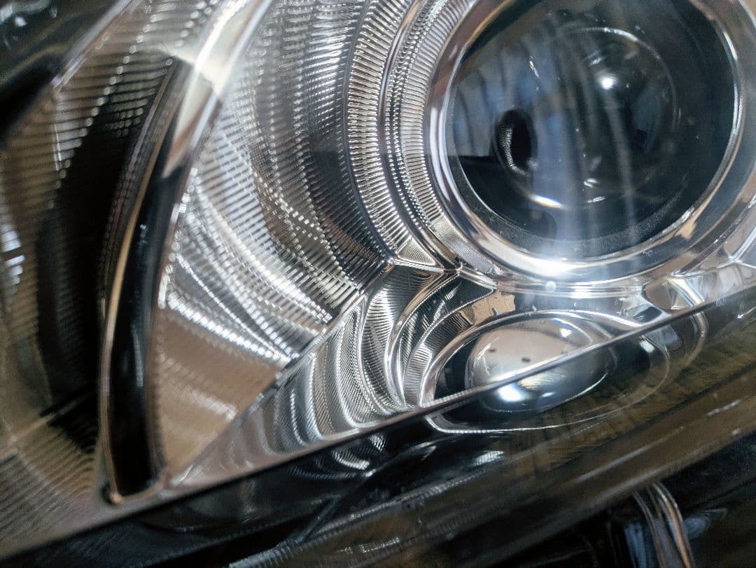 送料無料 20ヴェルファイア 前期 ヘッドライト 左右セット 黄ばみ無し