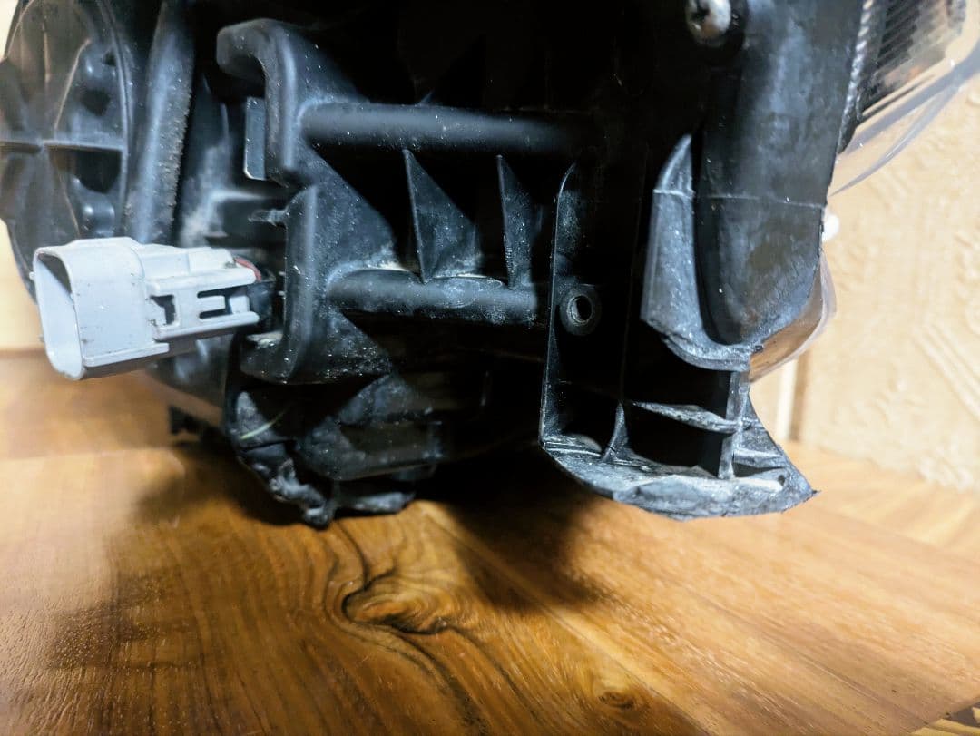 送料無料 20ヴェルファイア 前期 ヘッドライト 左右セット 黄ばみ無し