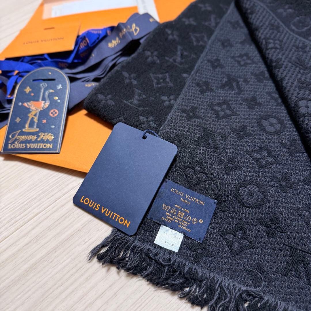 現行モデル新品箱紙袋付❗️LVロゴマフラー✨ヴィトンマフラー❗️ヴィトン　マフラー