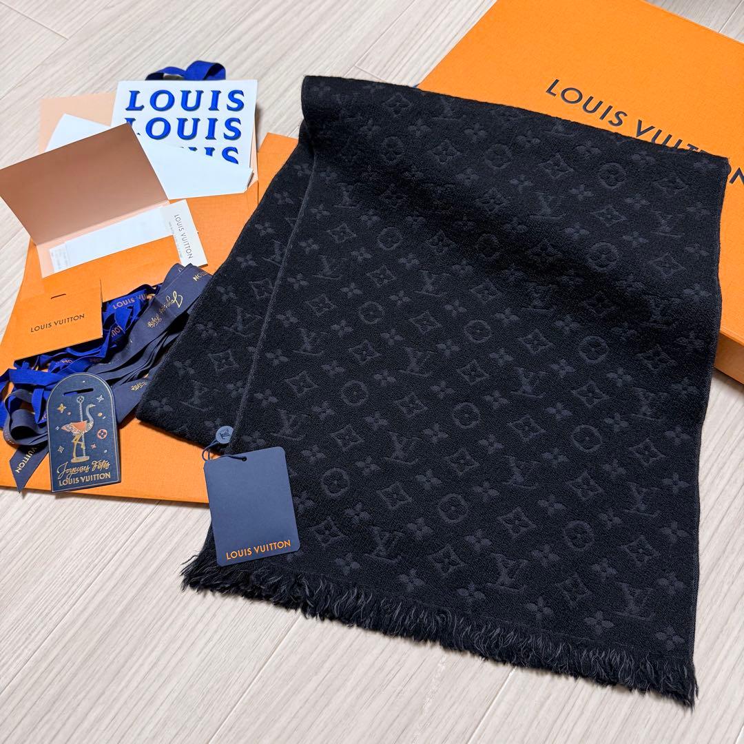 現行モデル新品箱紙袋付❗️LVロゴマフラー✨ヴィトンマフラー❗️ヴィトン　マフラー