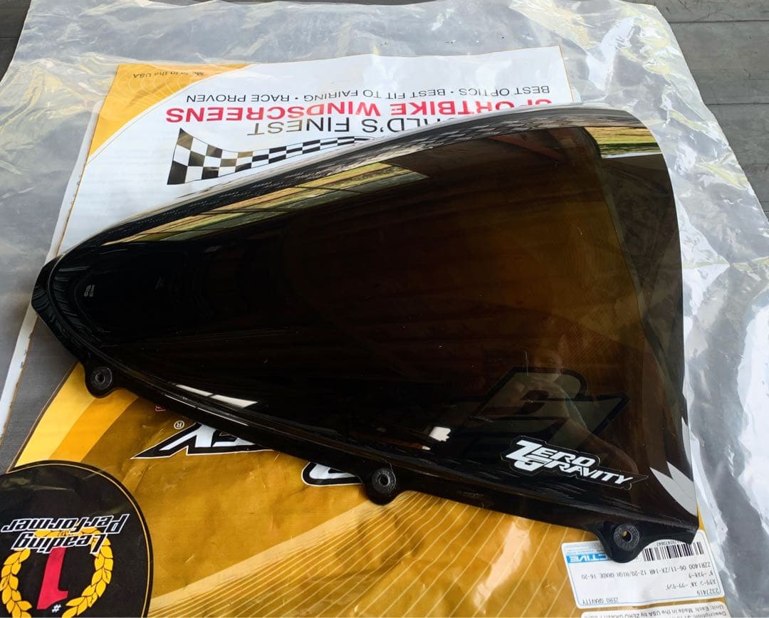 ZX14RスクリーンZero Gravity