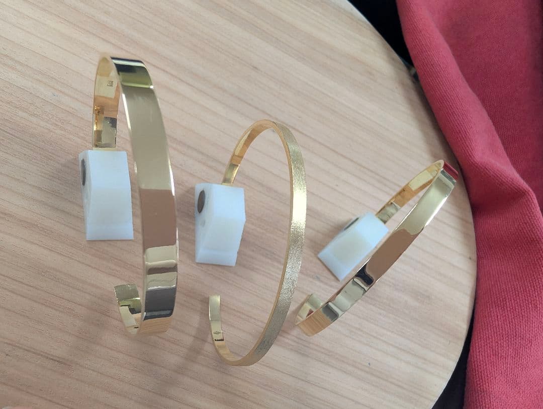 Ｋ１８バングル　ハンドメイド