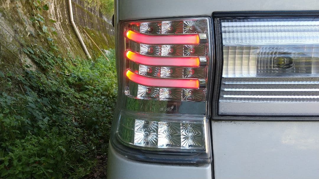 l375s タントカスタム クリスタルアイ クリアテールランプLED 点灯確認済