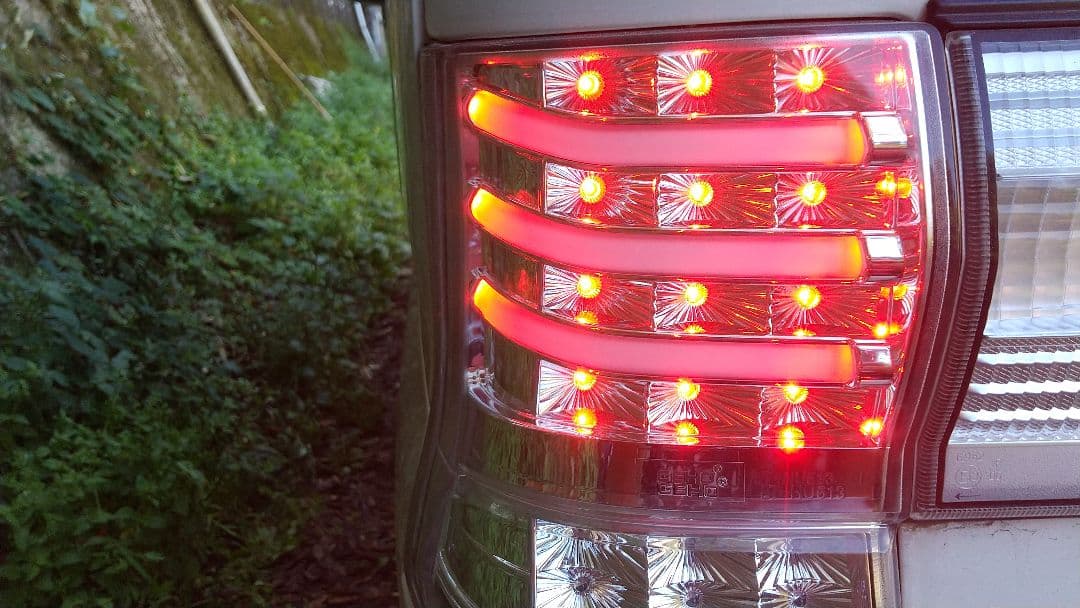 l375s タントカスタム クリスタルアイ クリアテールランプLED 点灯確認済