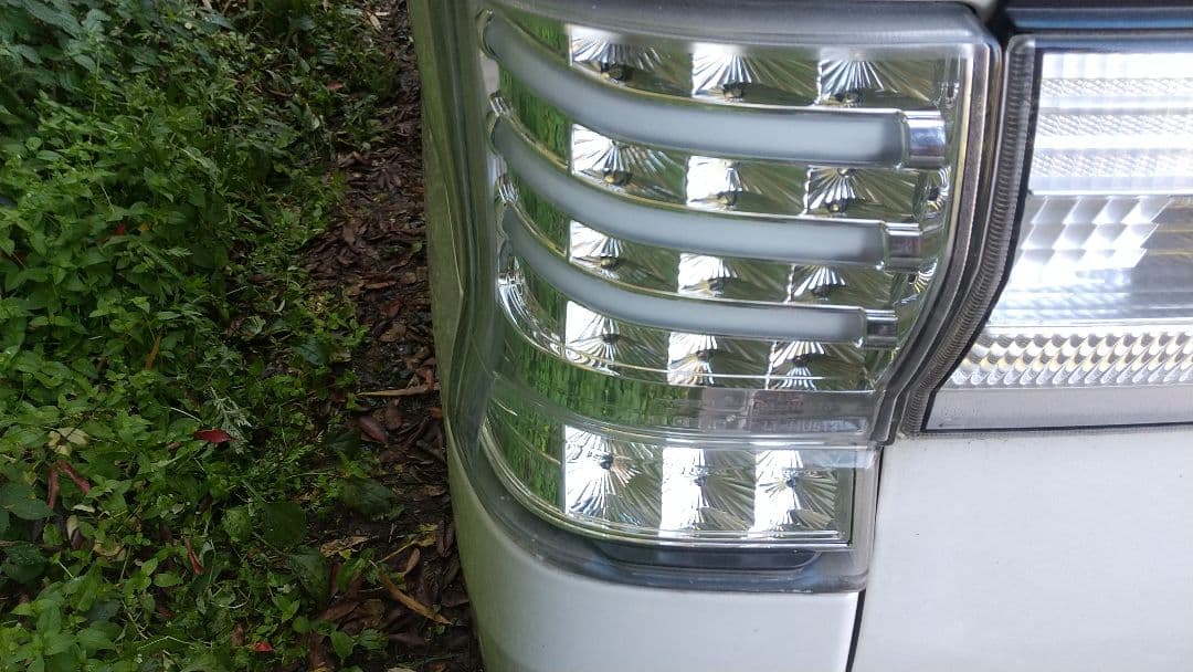 l375s タントカスタム クリスタルアイ クリアテールランプLED 点灯確認済