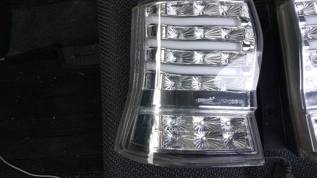 l375s タントカスタム クリスタルアイ クリアテールランプLED 点灯確認済