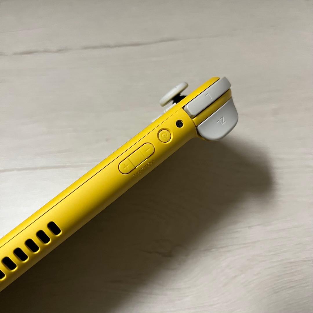 Nintendo Switch Lite イエロー 本体 箱 充電器