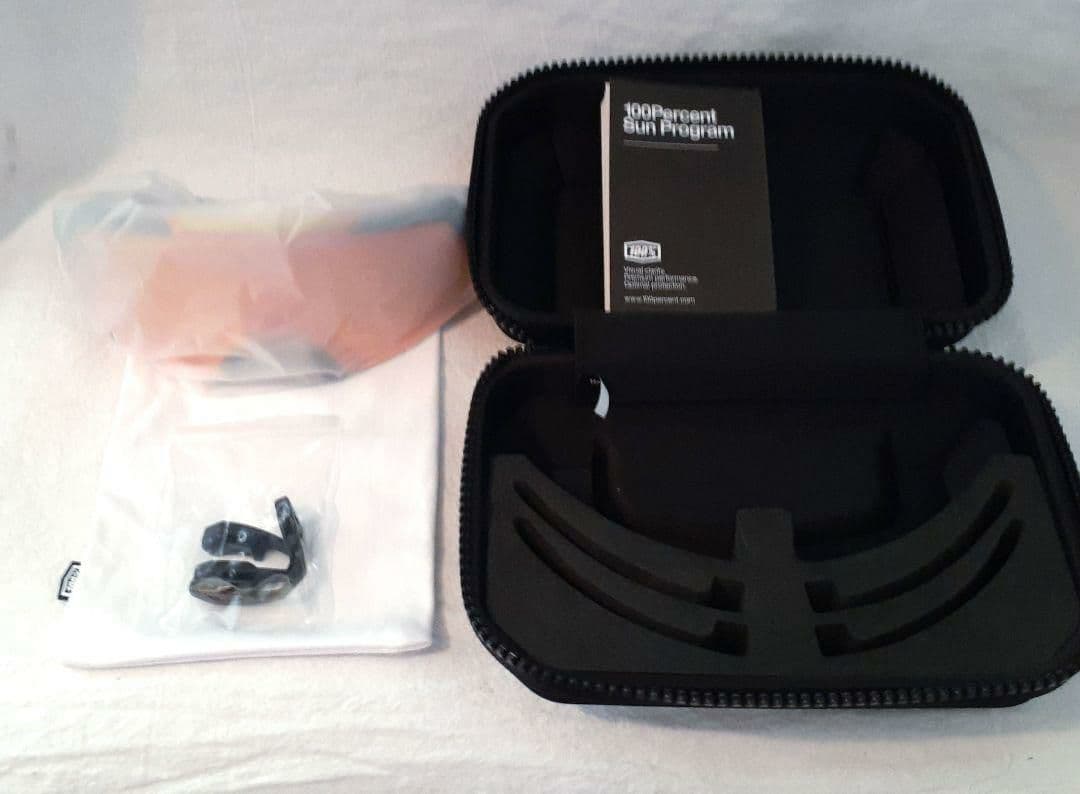 【最新作】 100% Korbin ブラックラメ ワンハンドレッド サングラス