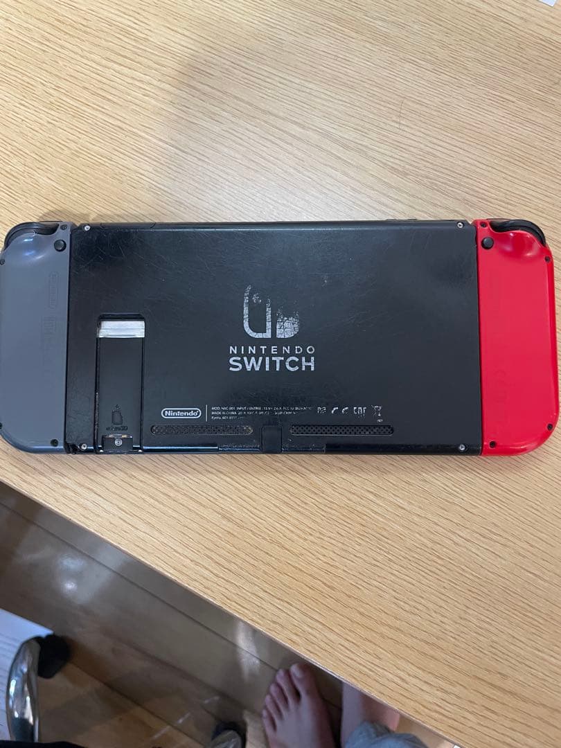 Nintendo Switch 本体 赤/灰
