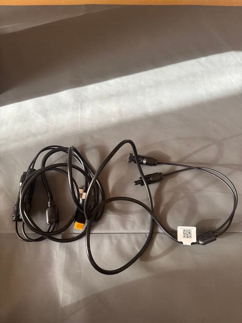 新品　ANKER SOLIX C300 DC ポータブル電源 & ソーラーパネル