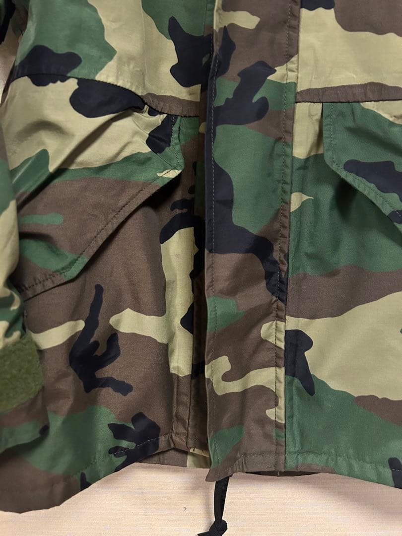 米軍 ECWCS GEN1 GORE‑TEXパーカー ウッドランドカモ S/R