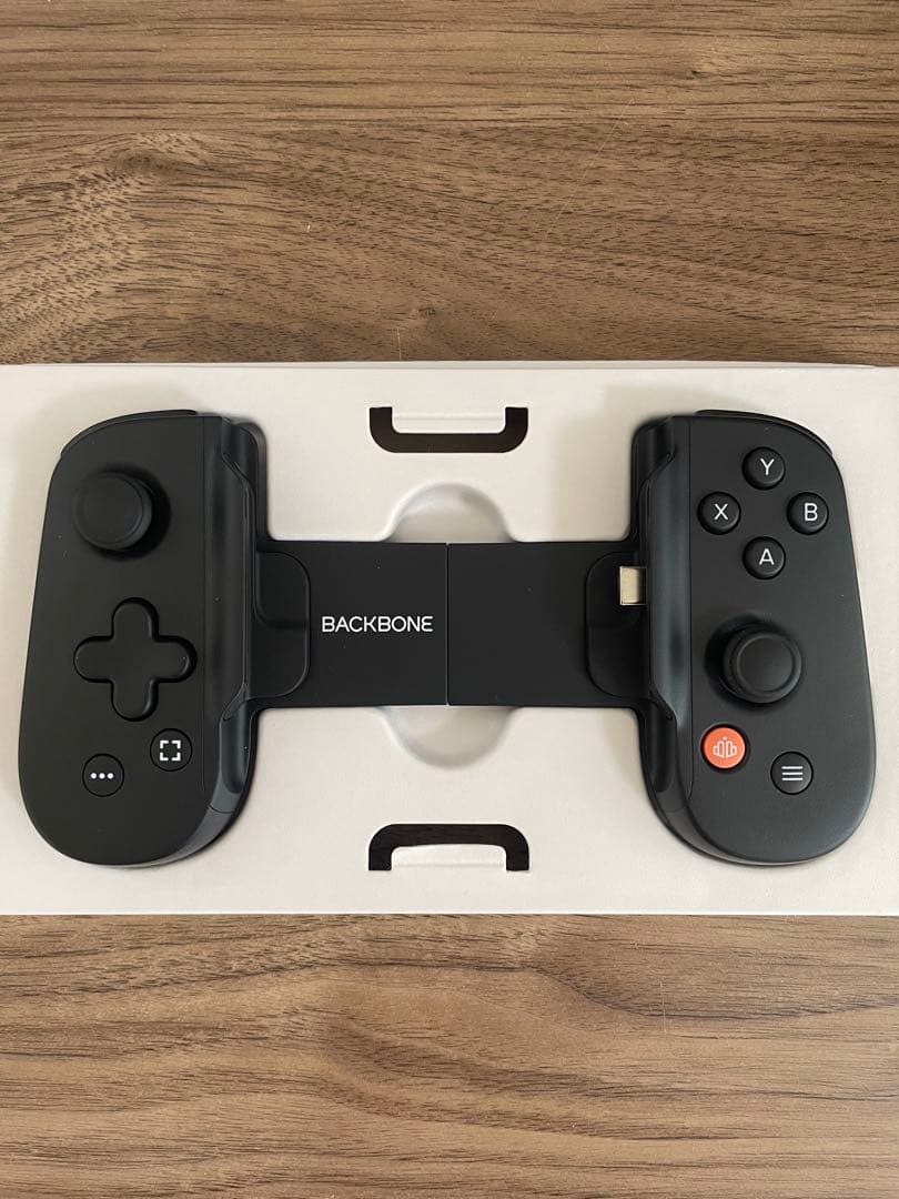 【極美品】BACKBONE One モバイルゲームコントローラー 第２世代