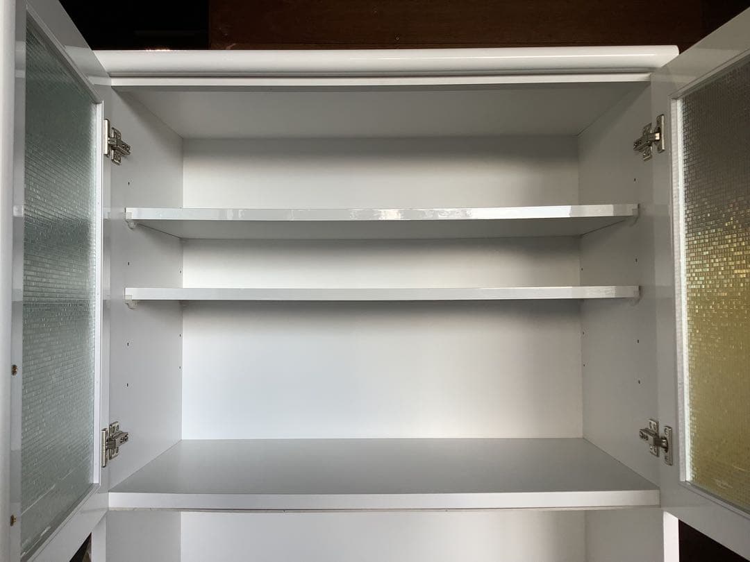 【状態良好】キッチンボード コンセント付き 食器棚 ローデスⅡ クラフトコガ