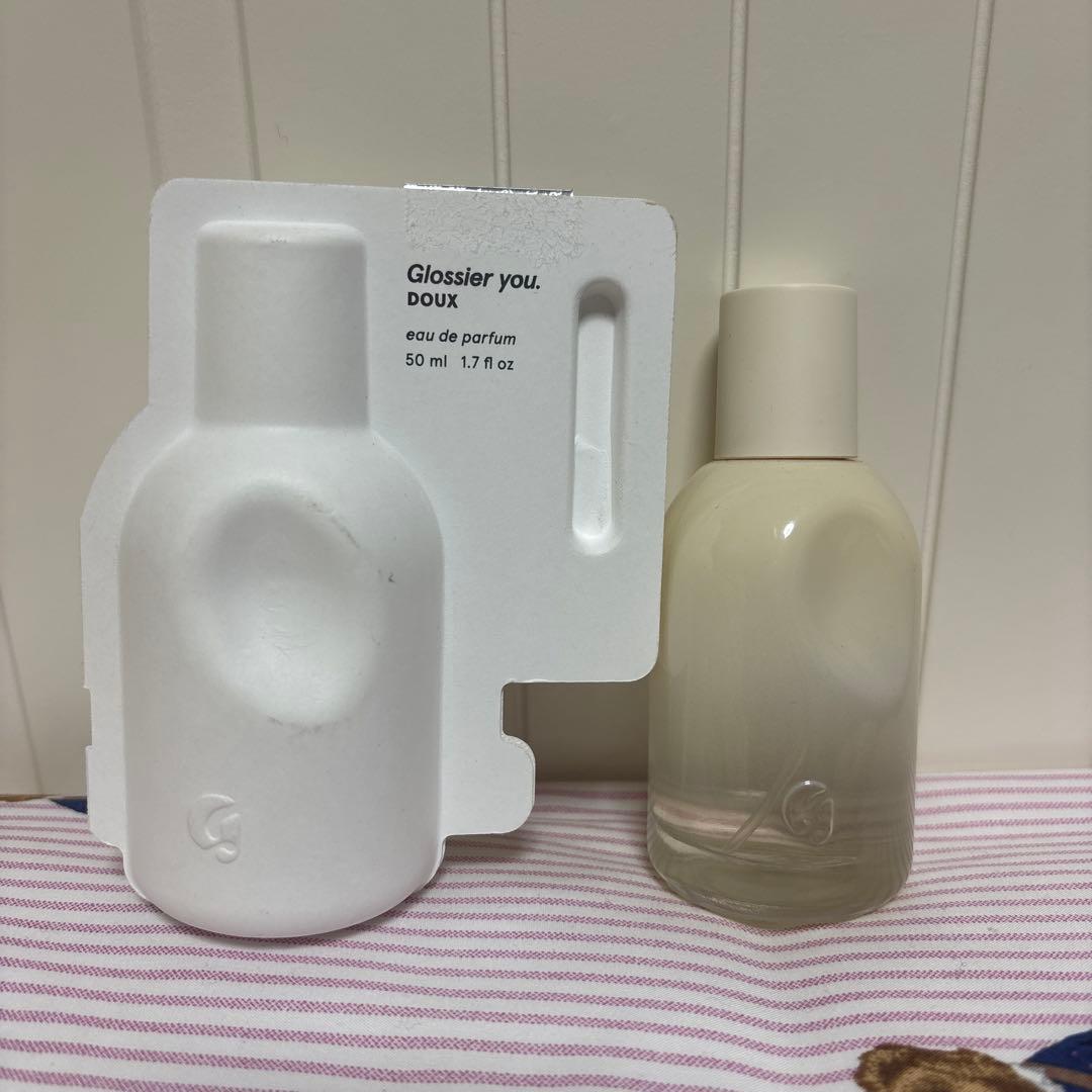 香水(女性用) Glossier you doux eau de parfum 50ml