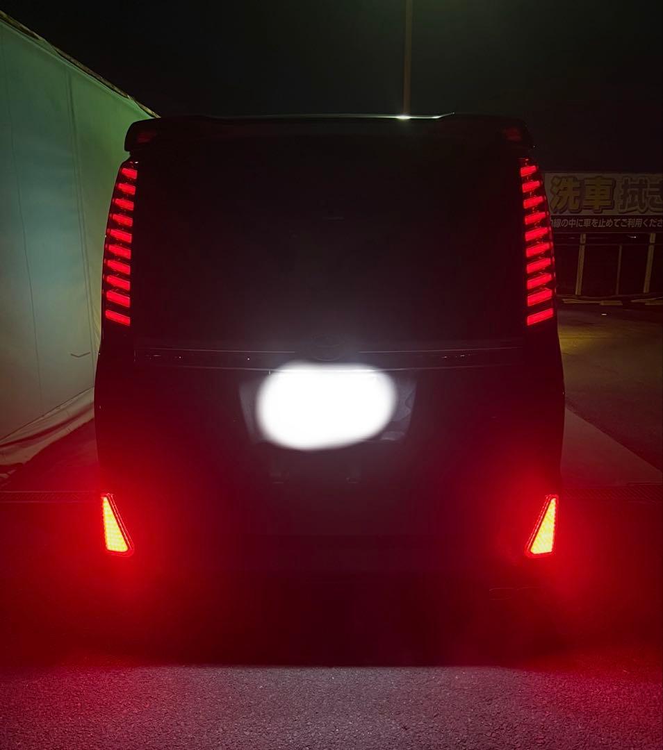 ダズフェローズ LEDテールランプ ヴォクシー80 ブラックスモーク