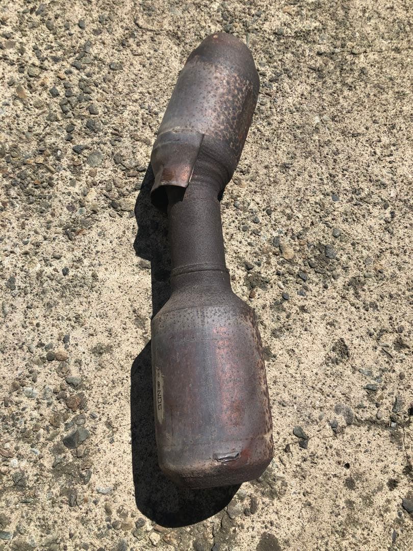 トヨタ プロボックス 触媒 CF8（6角） ND6 （4角）