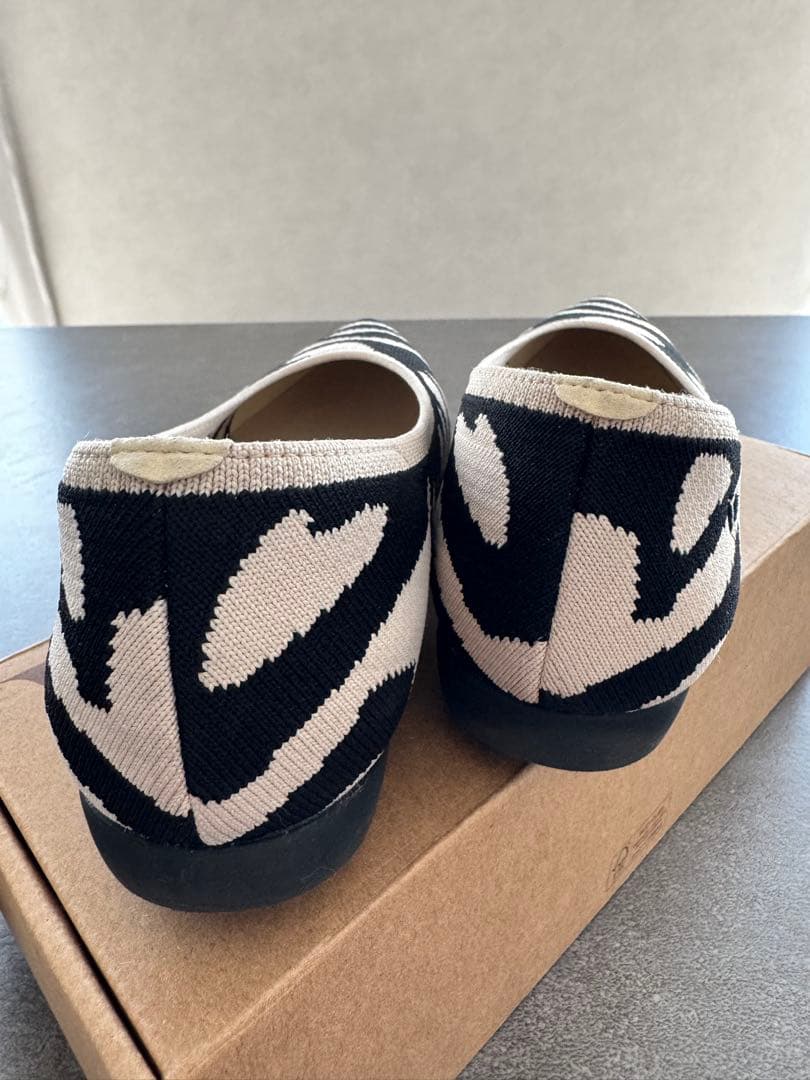 VIVAIA Aria Walker超撥水ポインテッドトゥフラットシューズ 37