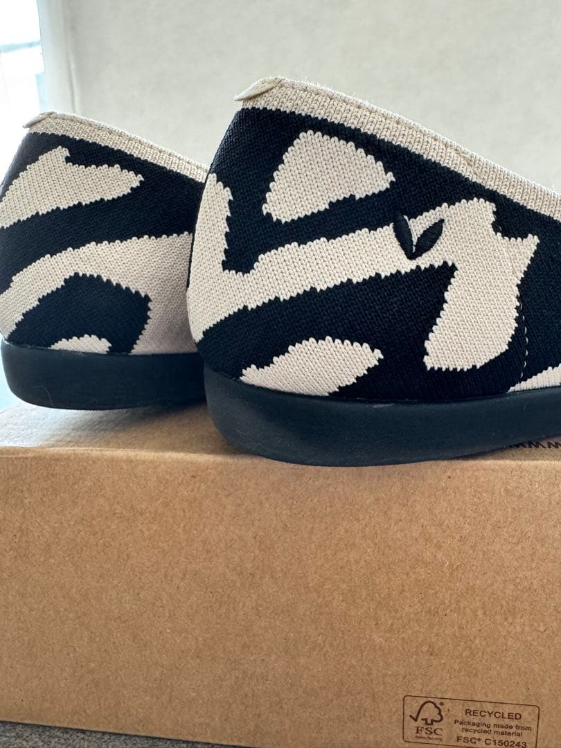 VIVAIA Aria Walker超撥水ポインテッドトゥフラットシューズ 37