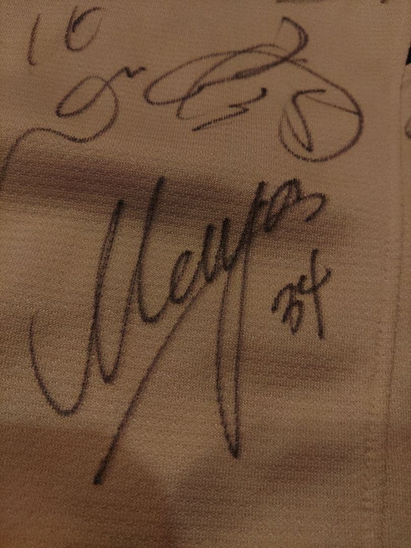 グランパスGKユニフォームマルチサイン入りSAMPLEユニフォーム