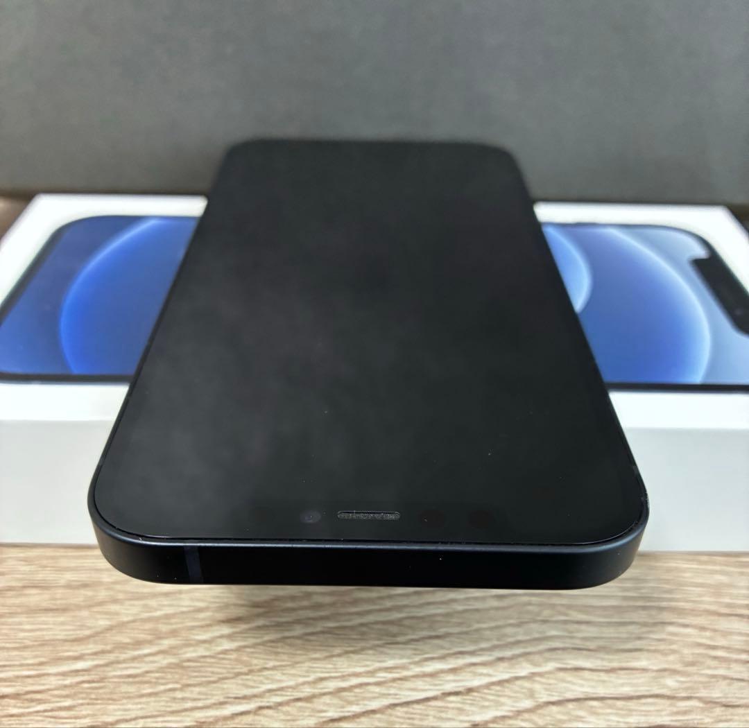 iPhone12 本体　64GB